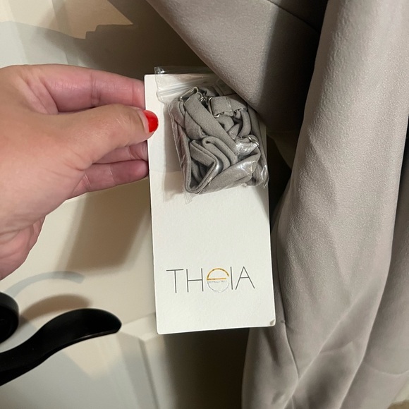 NWT Theia Couture Mineral Crepe Gown Dress Size 12 - Picture 7 of 8